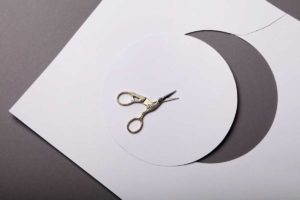 Kreisrunde Form zuschneiden für Bilderhalter DIY