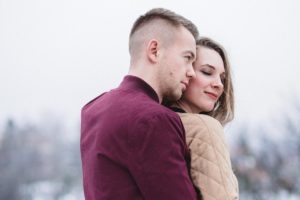 Posing With A Guy - 7 Tips For Great Pics