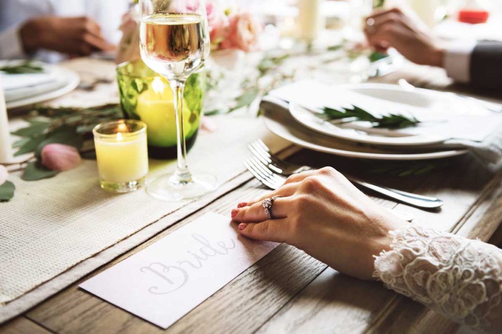 How to Design Homemade Postcard Invitations for Your Wedding