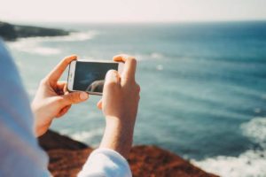 Direct Connect: 10 Easy Apps to Remind People You Love Them