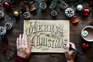10 Ways to Simplify Your Holiday Greeting Cards