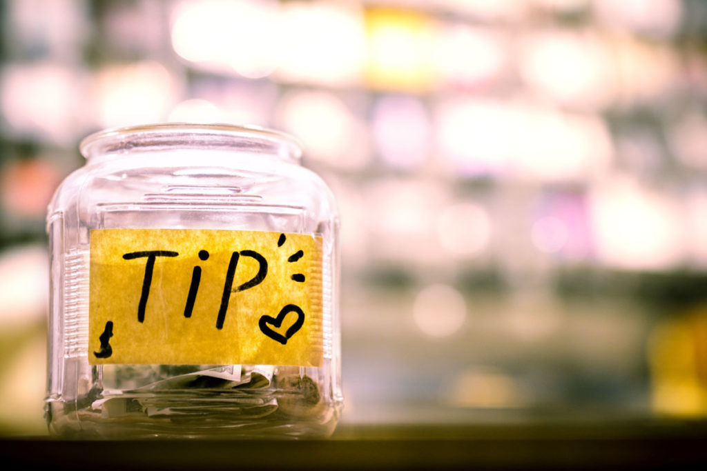 The ultimate summary of many countries of what to tip worldwide
