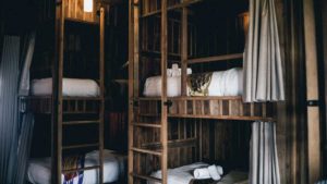 Hostels und Airbnb im Low Budget Urlaub als günstige Alternative