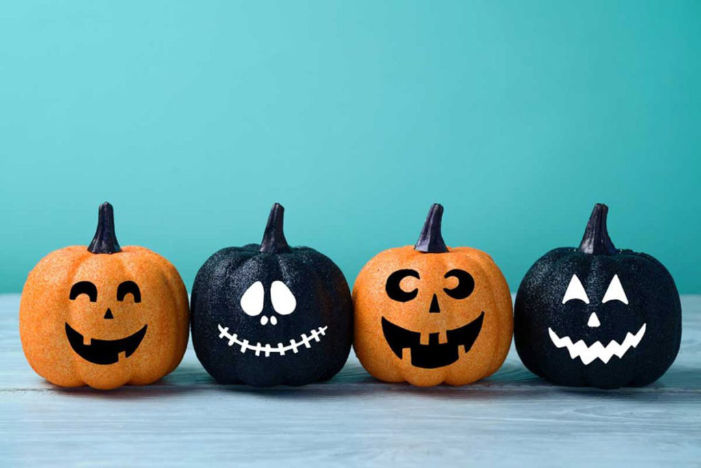 Halloween sayings and greetings - 10 favorite designs