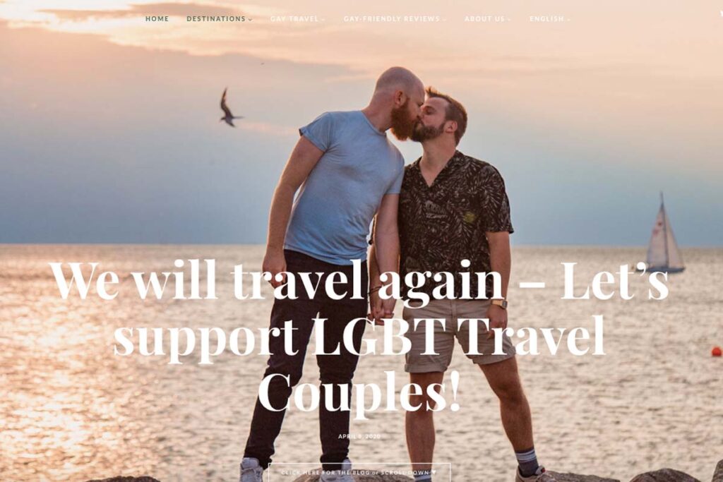 Top gay bloggers from A Couple of Men kiss on a beach