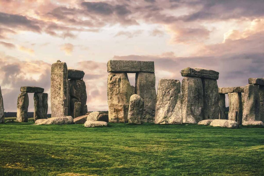 The wrold heritage site, Stone Henge showing timelessly why traveling is important