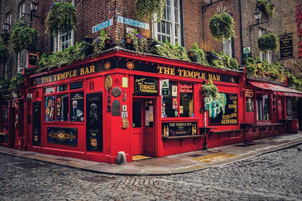 An Irish tavern in Dublinm a great place for a weekend Stag getaway in Europe